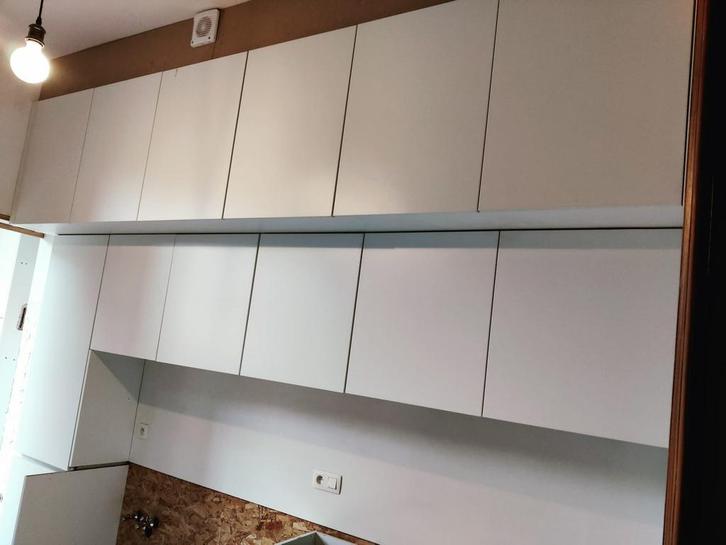 nieuwe keuken - incl frigo, afzuigkap, franke inbouwlavabo, Huis en Inrichting, Keuken | Complete keukens, Nieuw, Overige typen