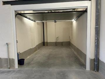 Garagebox + staanplaats te huur in Wenduine (Markt) beschikbaar voor biedingen