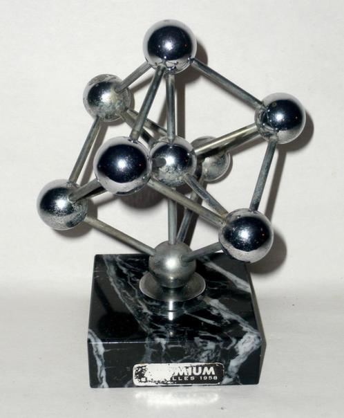 EXPO 58 PRESSE PAPIER MODEL ATOMIUM HEYZEL 1958, Antiek en Kunst, Antiek | Brons en Koper, Koper, Ophalen of Verzenden