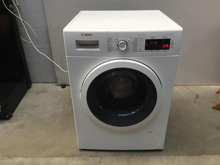 (151) Perfect werkende wasmachine Bosch 1800 tr serie 8, Elektronische apparatuur, Wasmachines, Gebruikt, Ophalen