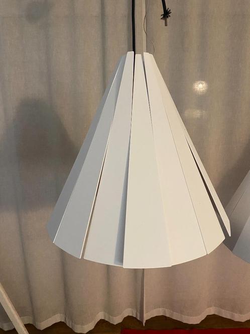 Moderne design hanglamp, Huis en Inrichting, Lampen | Kroonluchters, Zo goed als nieuw, Metaal, Stof, Ophalen of Verzenden