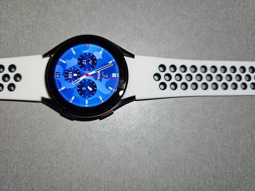 Galaxy Watch4 Series, Handtassen en Accessoires, Smartwatches, Zo goed als nieuw, Android, Wit, Afstand, GPS, Hartslag, Kompas