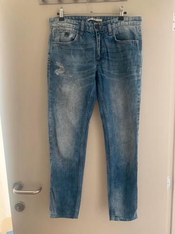 Jeans broek iceberg beschikbaar voor biedingen
