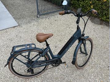 fietsen elektrisch, Fietsen en Brommers, Elektrische fietsen, Minder dan 47 cm, Ophalen, Zo goed als nieuw, 50 km per accu of meer