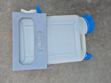 Jerrycan 10L met kraantje en metalen houder, Enlèvement ou Envoi, Neuf