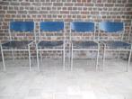 Blauwe vintage stoel Gijs Van der Sluis, Huis en Inrichting, Stoelen, Vijf, Zes of meer stoelen, Blauw, Gebruikt, Hout