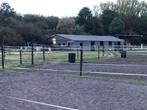 Paddock chevaux avec abri + box+ infrastructure., Animaux & Accessoires