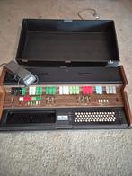 Elka Orgel .met volumepedaal., Ophalen, Zo goed als nieuw, Orgel