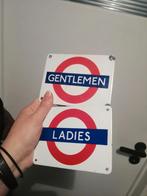 2 wc bordjes, Enlèvement