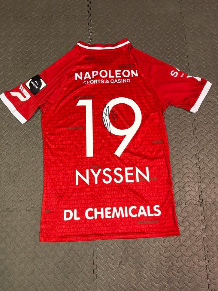 Match worn shirt - Benoît Nyssen / Zulte Waregem, Verzamelen, Sportartikelen en Voetbal, Zo goed als nieuw, Shirt, Ophalen