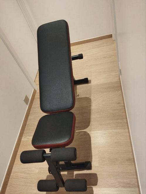Verstelbare en inklapbare fitnessbank Bench 500 Fold, Sport en Fitness, Fitnessmaterialen, Zo goed als nieuw, Fitnessbank, Ophalen