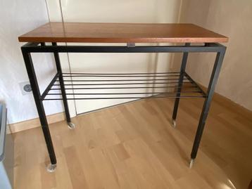 Vintage roltafeltje, type Tomado beschikbaar voor biedingen
