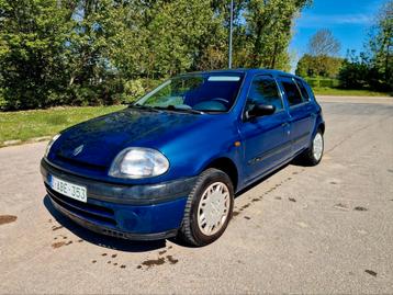 RENAULT CLIO ESSENCE ️ AUTOMATIQUE, Autos, Achat, Entreprise, Carnet d'entretien, Automatique