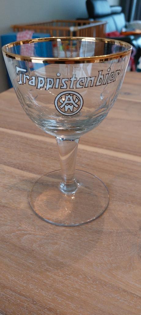 Ancien verre Westmalle émaillé. 1920-30, Collections, Marques de bière, Comme neuf, Verre ou Verres, Enlèvement ou Envoi