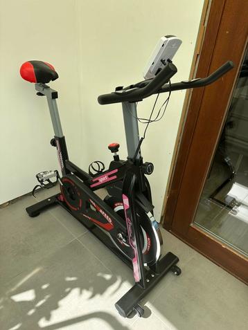 Hometrainer zo goed als nieuw! beschikbaar voor biedingen