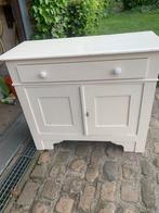 Armoire, Comme neuf