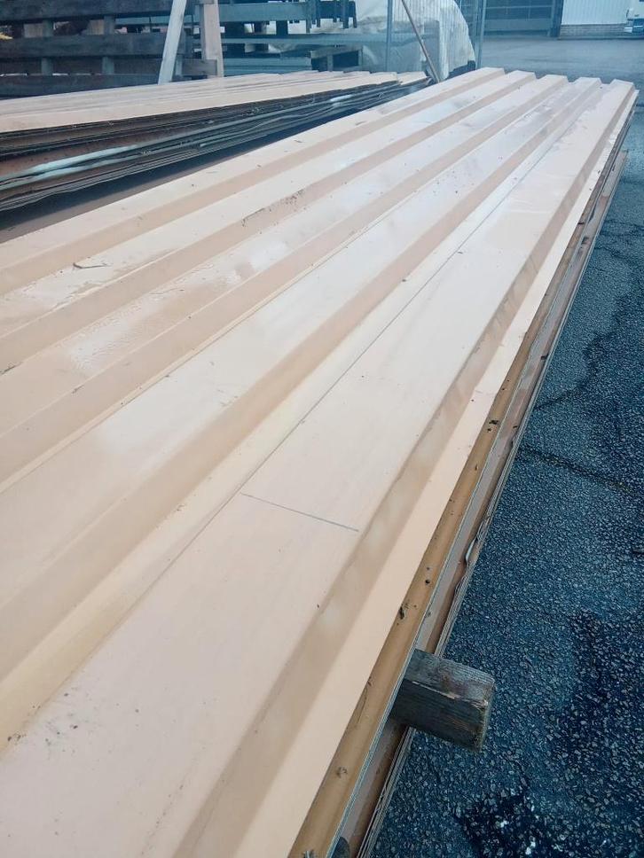 Tôle bac acier - jaune, Bricolage & Construction, Tuiles & Revêtements de toit, Utilisé, Autres types, Métal, Autres couleurs