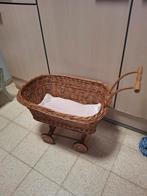 Rieten poppenwagen, kinderbedje, Kinderen en Baby's, Ophalen of Verzenden