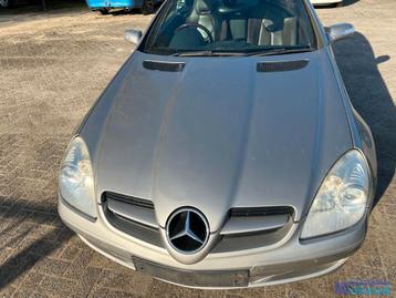 MERCEDES SLK R171 Bruin C723 motorkap 2005-2011 beschikbaar voor biedingen