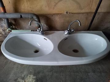 Lavabo double vasque 