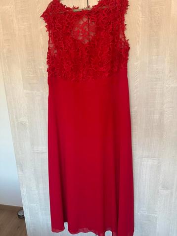 Rood kleed, nooit gedragen, Enlèvement, Comme neuf, Rouge