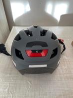 Goed met light fiets helm, Ophalen of Verzenden, Zo goed als nieuw, M, Heer of Dame
