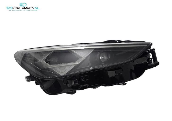 Cupra Terramar koplamp rechts Matrix LED, Autos : Pièces & Accessoires, Éclairage, Autres marques automobiles, Utilisé, Origine de la pièce connue