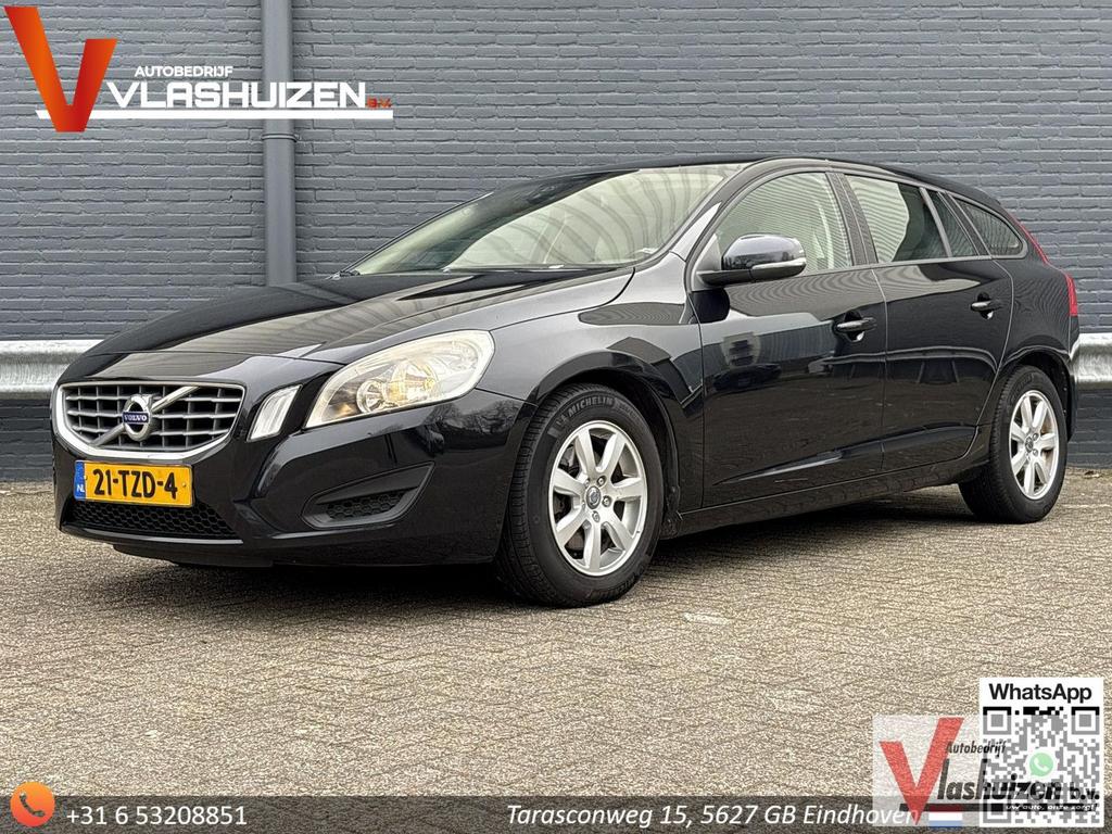 Volvo V60 1.6 T3 Kinetic | Leder | Climate | Cruise | Navi |, Autos, Volvo, Achat, 139 g/km, Entreprise, Boîte manuelle