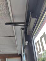 ferme-porte, Enlèvement