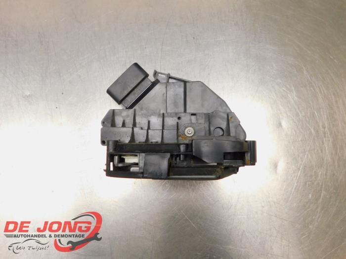 Serrure portière mécanique 4portes avant gauche d'un Ford, -, 3 mois de garantie, -, -