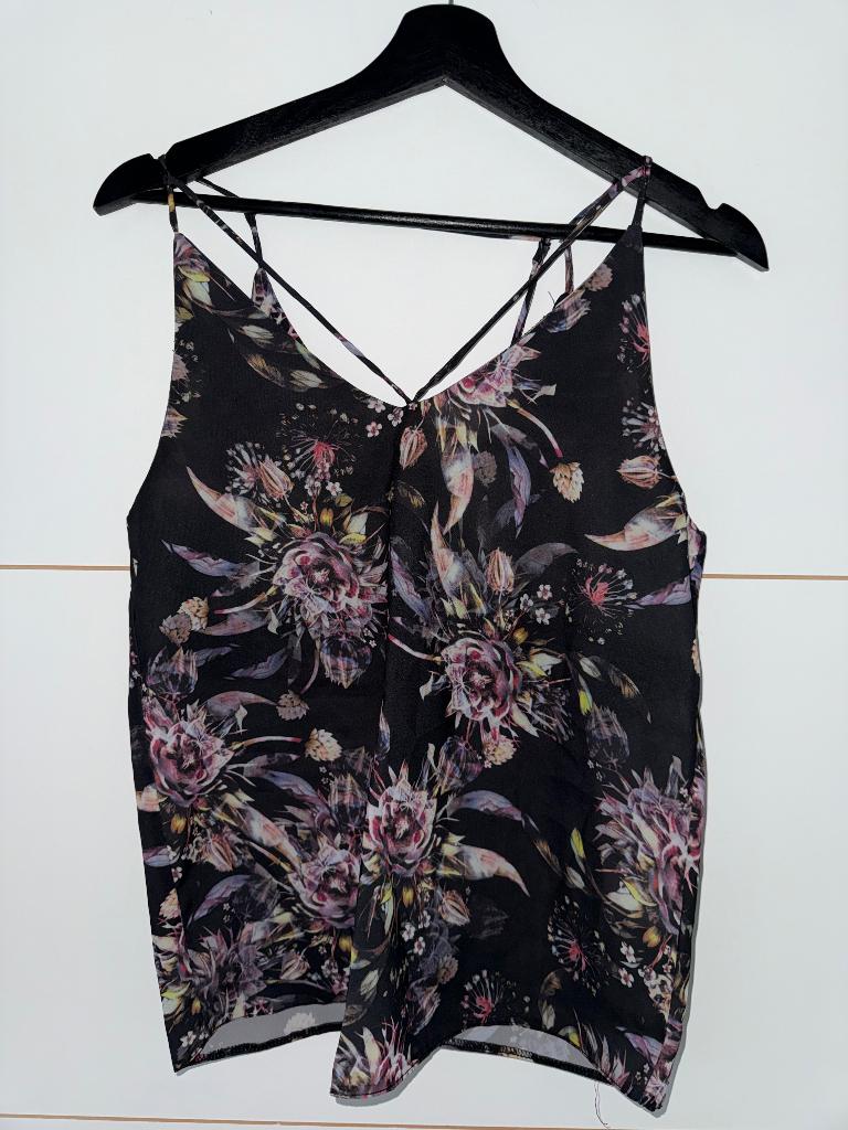 Caraco Hailys noir à motifs fleurs, Kleding | Dames, T-shirts, Maat 38/40 (M), Zwart, Nieuw, Ophalen of Verzenden
