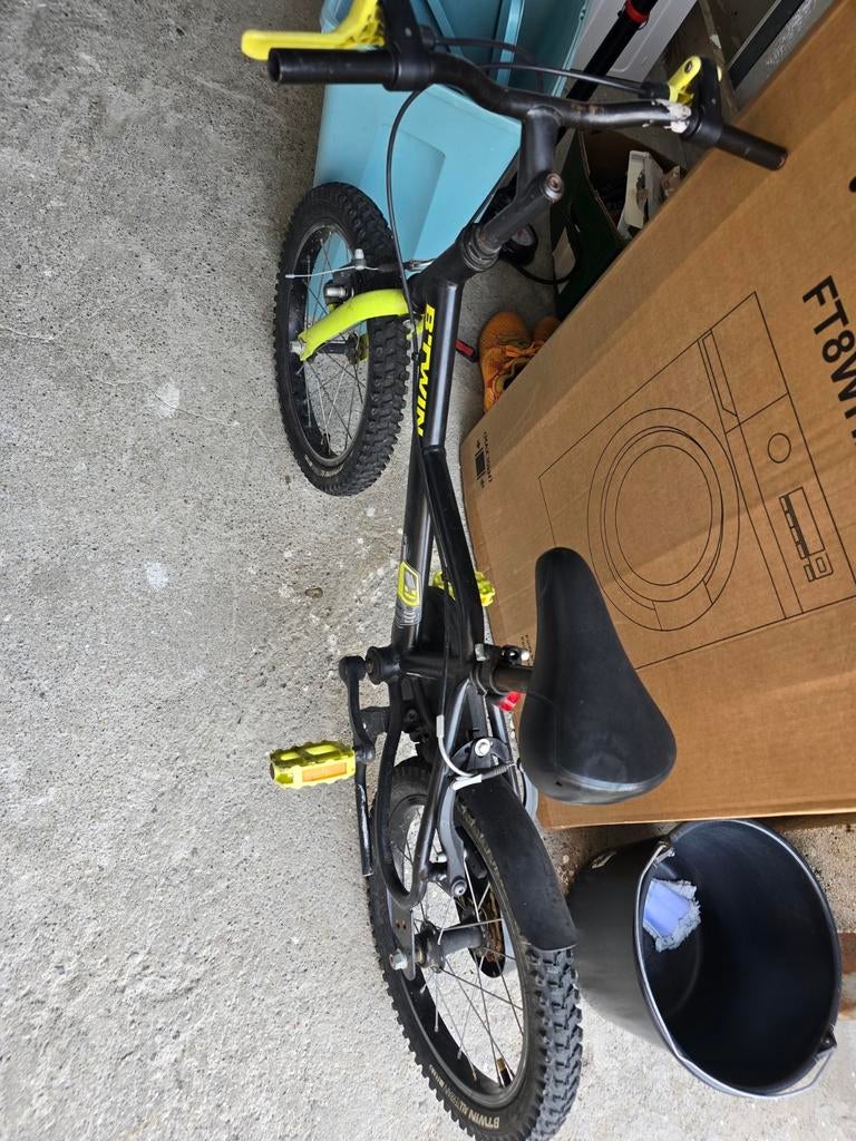 Kinderfiets, Fietsen en Brommers