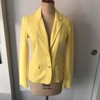 Gele blazer van Xandres, maat S, Geel, Ophalen of Verzenden, Zo goed als nieuw, Jasje