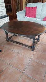 Table basse ovale, Enlèvement, Ovale