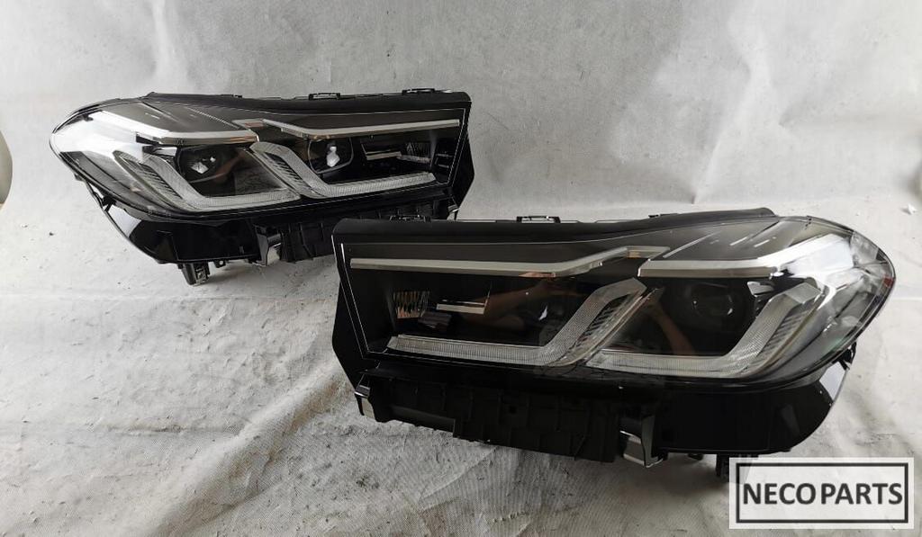 Bmw 6 serie Gran Turismo G32 Facelift full led koplamp, Gebruikt, -, -, Ophalen of Verzenden