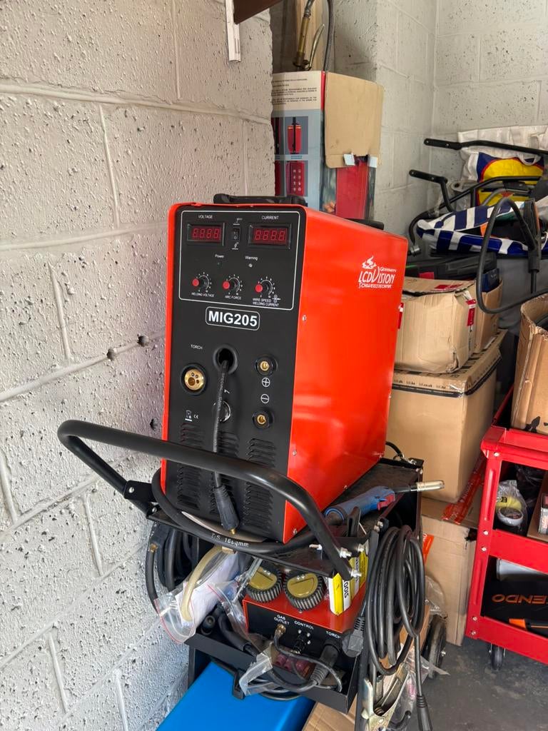 Poste a souder mig205, Bricolage & Construction, Outillage | Soudeuses, Enlèvement
