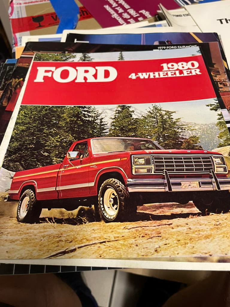 Usa folders, Livres, Autos | Brochures & Magazines, Enlèvement, Comme neuf, Ford