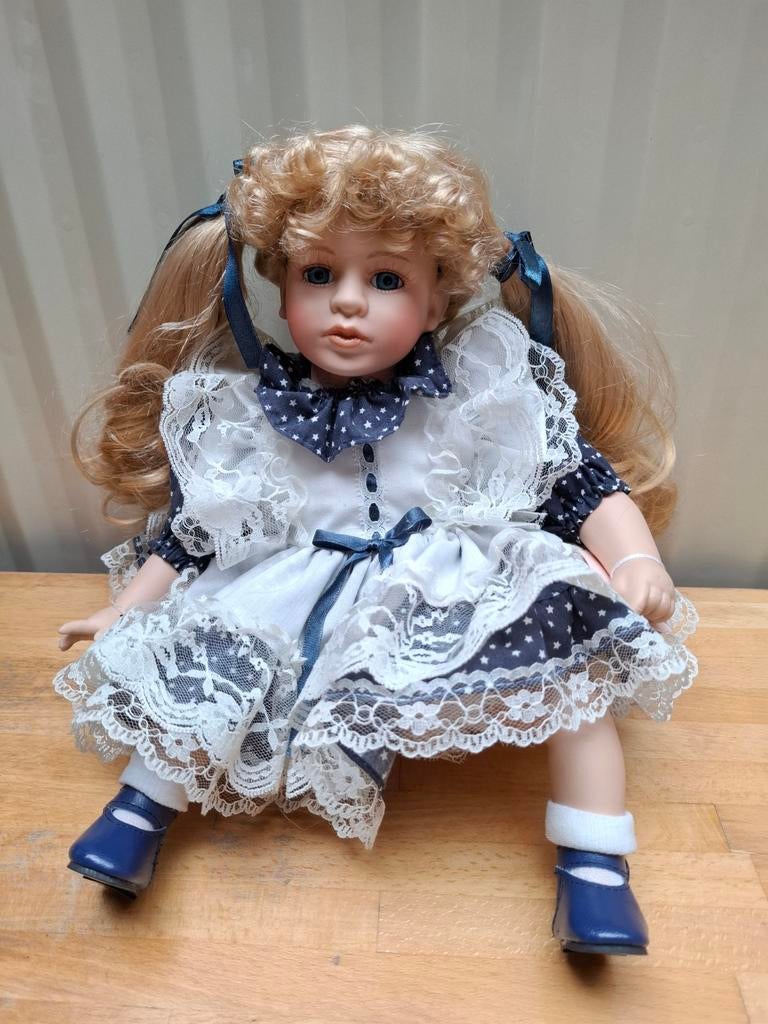 Porseleinen pop Sublimo, Verzamelen, Poppen, Ophalen, Pop