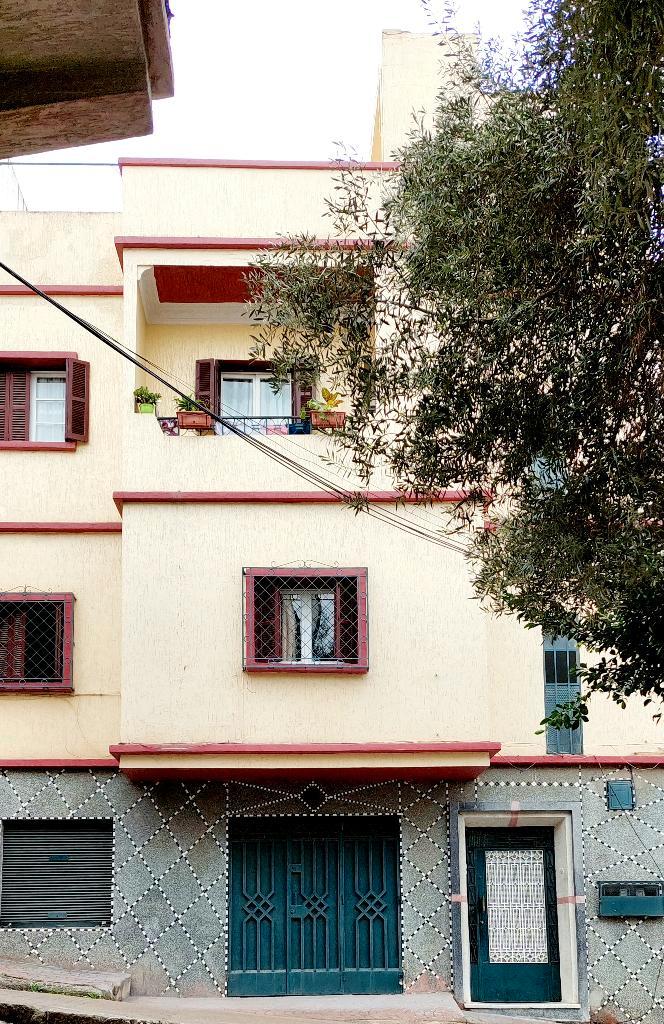 Maison titrée située à Tanger dans le quartier Mouadifine, Immo, Étranger, Hors Europe, Maison d'habitation, Ville