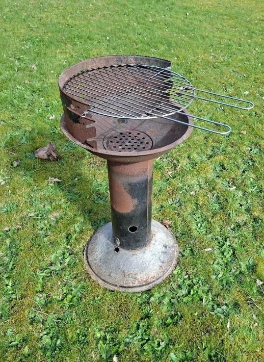 BBQ Barbecook Loewy met grillrooster, Tuin en Terras, Houtskoolbarbecues, Gebruikt, Ophalen