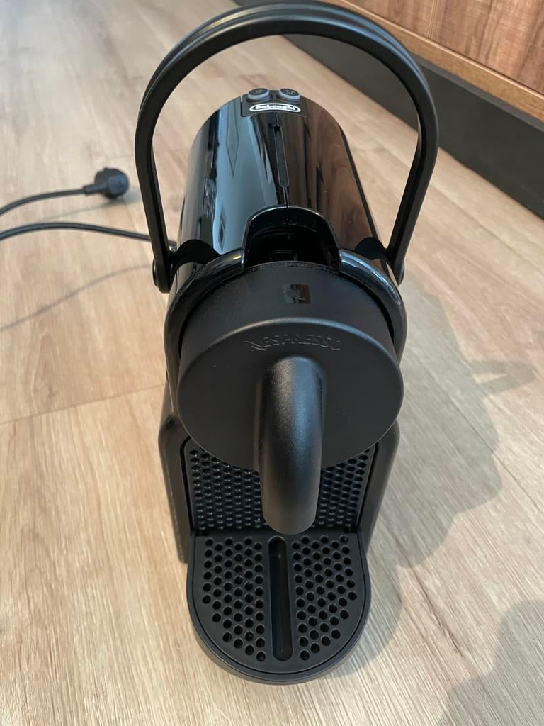 Delonghi Nespresso Inissia te koop, Ophalen, Zo goed als nieuw