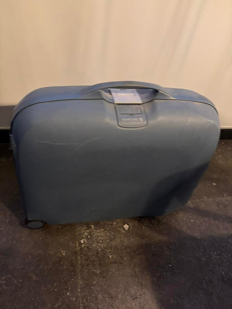Étui en samsonite très solide, Bijoux, Sacs & Beauté, Valises, Plastique dur, Enlèvement, Utilisé, 60 à 70 cm