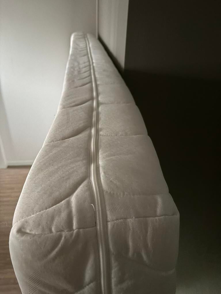 Matras maat 140/200, Huis en Inrichting, Slaapkamer | Matrassen en Bedbodems, Ophalen, Zo goed als nieuw, Matras