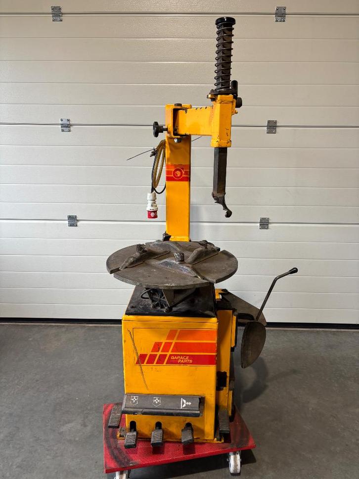 Bandenmachine, Auto diversen, Autogereedschap, Gebruikt, Ophalen