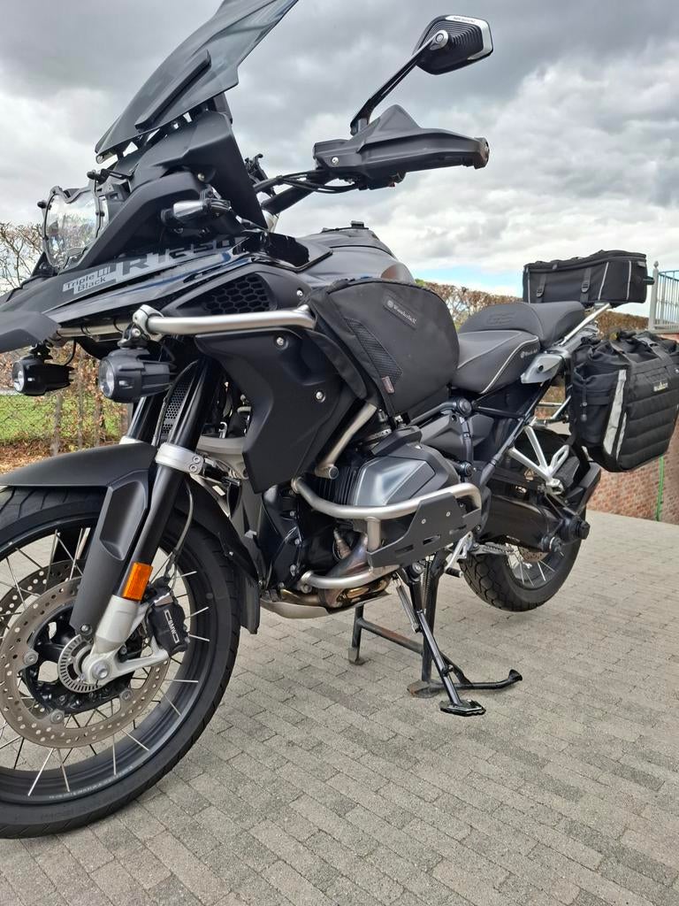 R1250GS triple black, Particulier