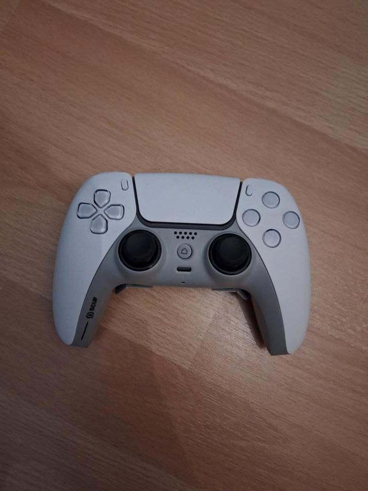 Manette de jeu Scuf Pro PS5, Consoles de jeu & Jeux vidéo, Consoles de jeu | Sony PlayStation 5, Comme neuf, Playstation 5, Enlèvement