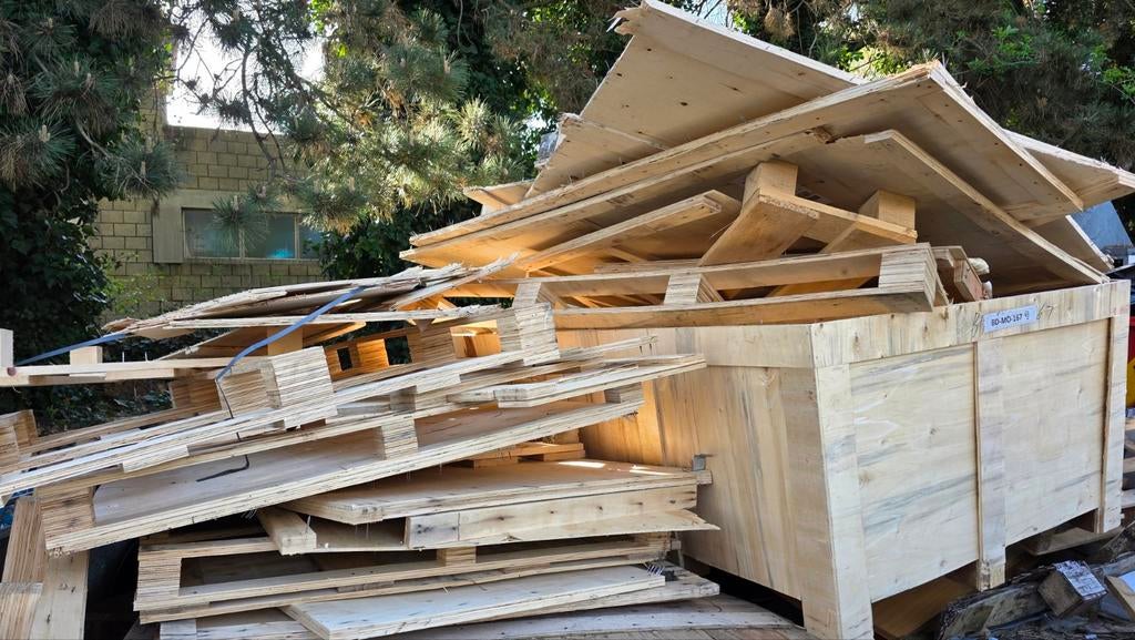 Palletten,  houten kratten en brandhout, Enlèvement