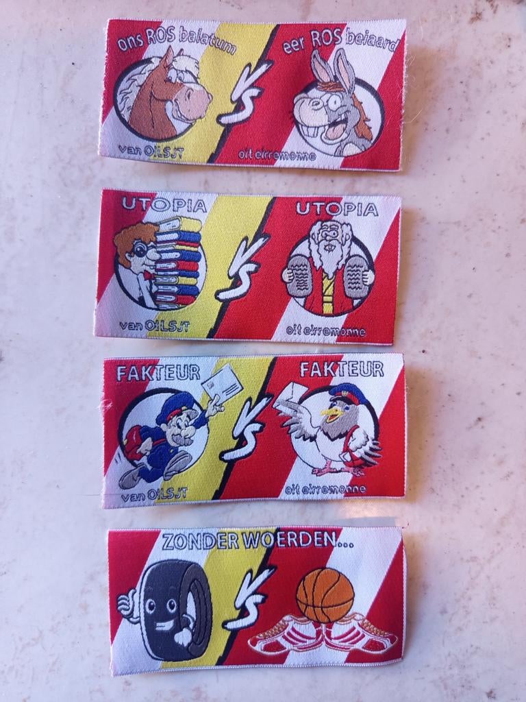 Aalst carnaval nominetten, Collections, Broches, Pins & Badges, Enlèvement ou Envoi