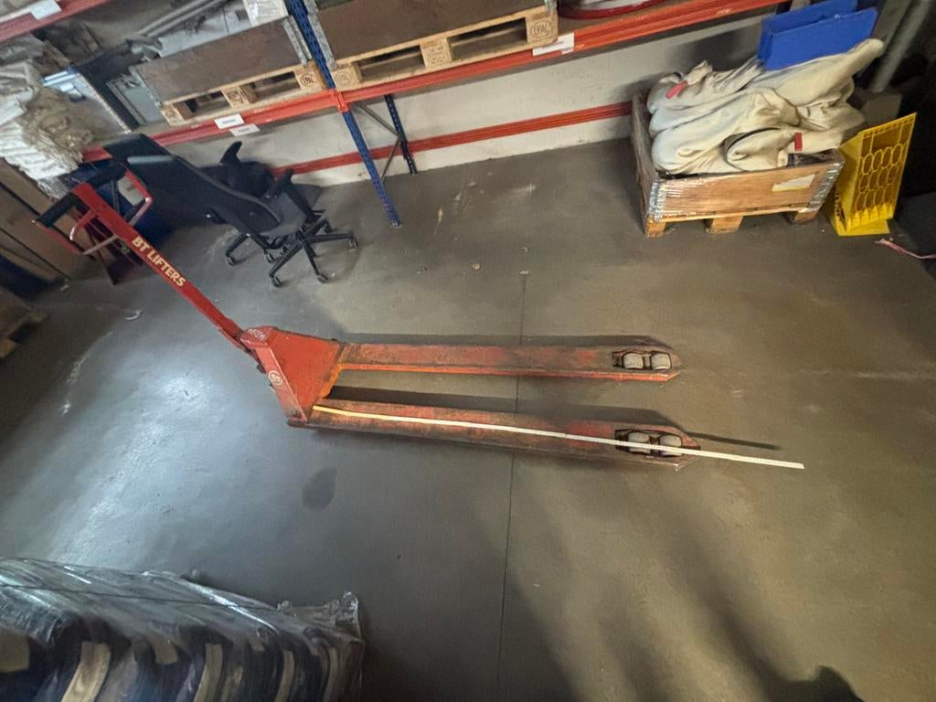 Transpallet (Lange vorken), Ophalen, Gebruikt, IJzer