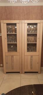 Meuble vitrine chêne massif clair, Chêne